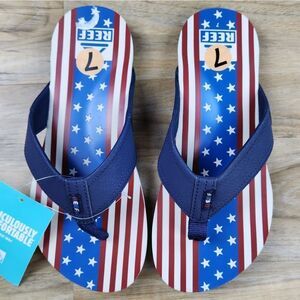 🔹️HOST PICK NWT Reef Men's Newport Print Flip Flops Size 7